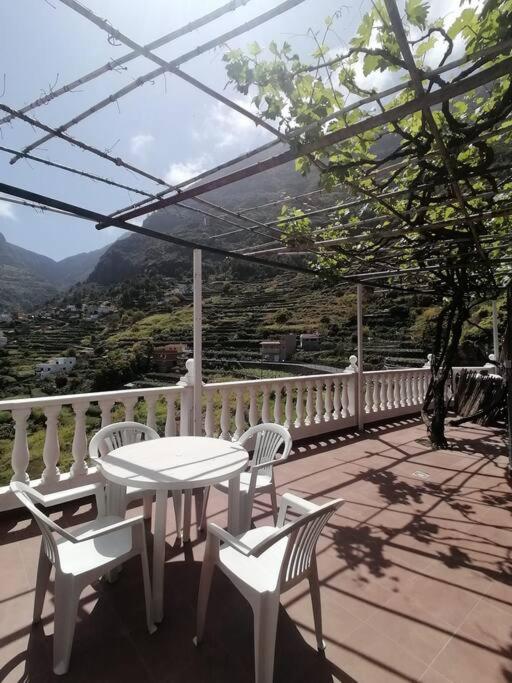 Casa Con Vistas En Hermigua
